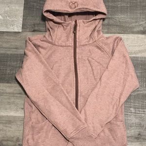 SOLDLululemon Heathered Barkberry Scuba lll Size 6